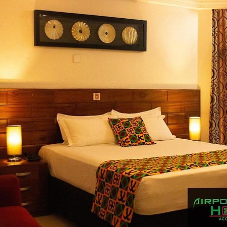 แอร์พอร์ต เวสต์ โฮเต็ล แอคครา Hotel อักกรา ภายนอก รูปภาพ