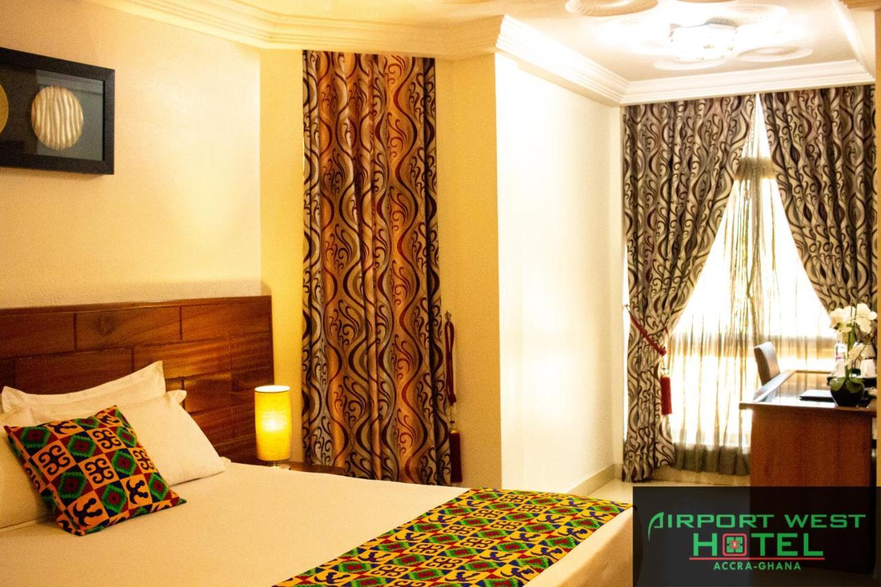 แอร์พอร์ต เวสต์ โฮเต็ล แอคครา Hotel อักกรา ภายนอก รูปภาพ