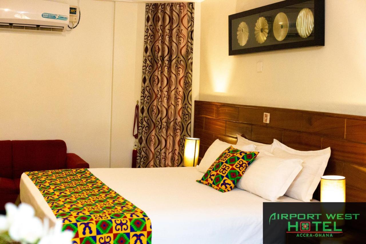 แอร์พอร์ต เวสต์ โฮเต็ล แอคครา Hotel อักกรา ภายนอก รูปภาพ